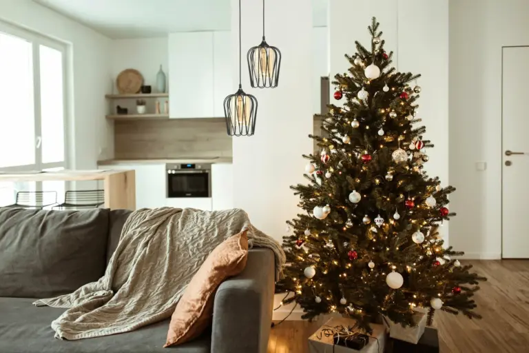 6 Ideias Incríveis para Decorar o Pé da Árvore de Natal com estilo