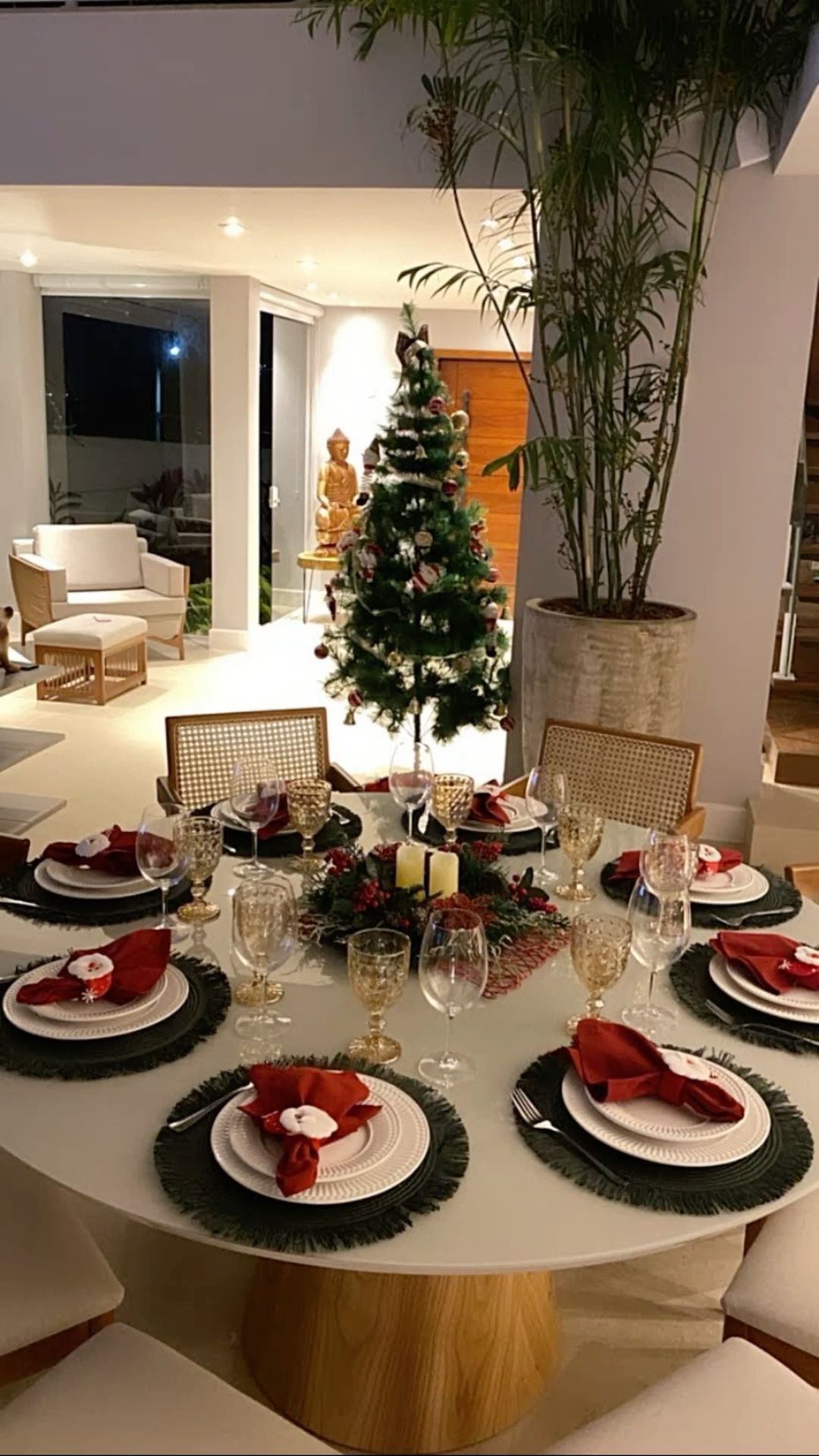 Como Decorar a sua Mesa de Natal: Guia Completo